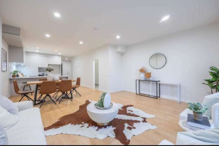 Photo of property in 65 Minhas Road, Papakura, 2110