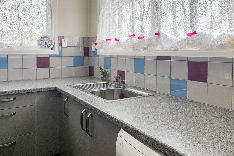 Photo of property in 3-6/5a Harper Street, Parkside, Timaru, 7910