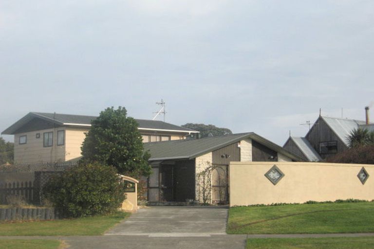 Photo of property in 24 Symons Street, Parkvale, Hastings, 4122