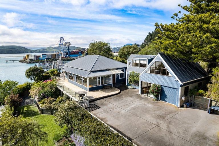 Photo of property in 64 Harbour Terrace, Careys Bay, Port Chalmers, 9023