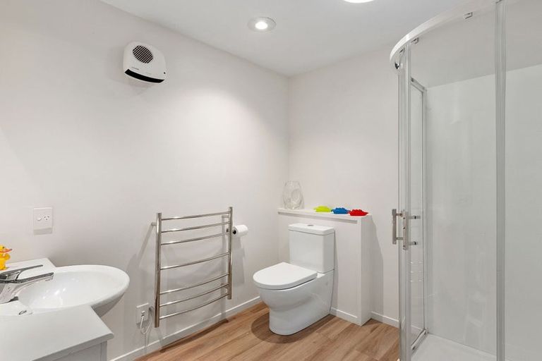 Photo of property in 73b Somerfield Street, Somerfield, Christchurch, 8024