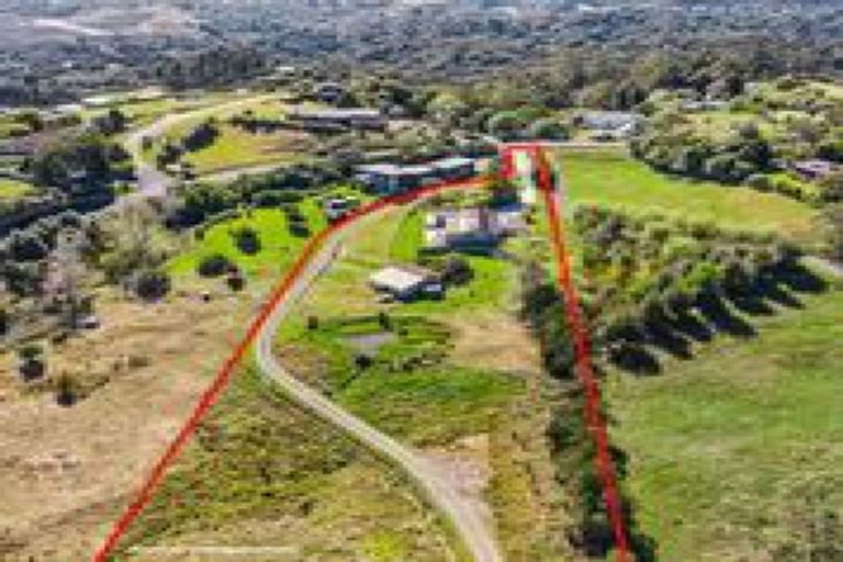 Photo of property in 717 Ponga Road, Opaheke, Papakura, 2584