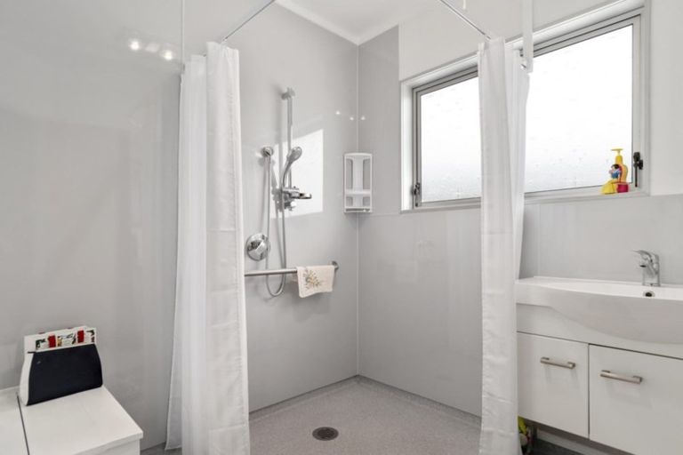 Photo of property in 74 Vale Street, Otumoetai, Tauranga, 3110