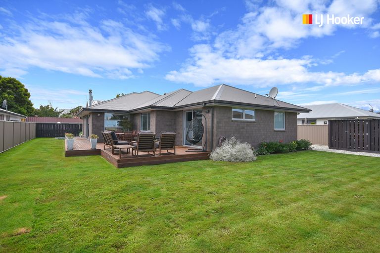 Photo of property in 8 Roblyn Place, Mosgiel, 9024