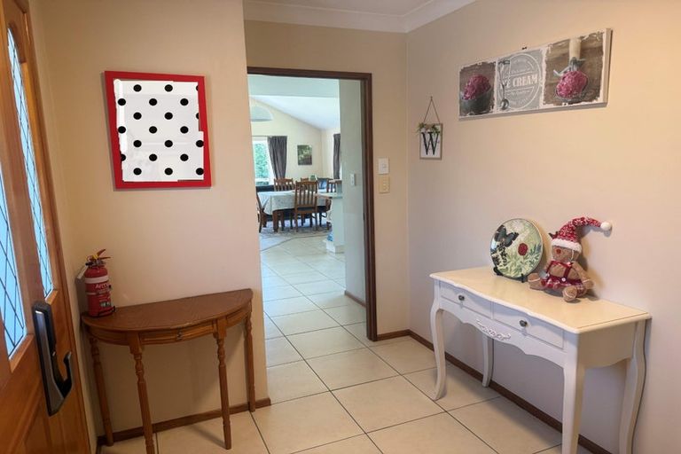 Photo of property in 38 Henson Road, Whitford, Howick, 2571