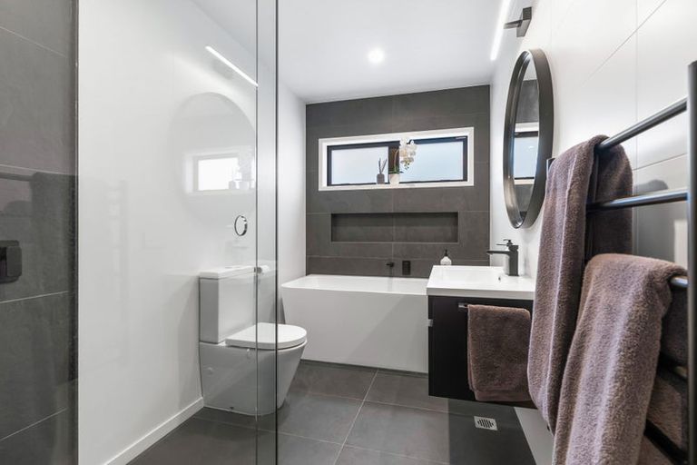 Photo of property in 29 Josh Road, Huapai, Kumeu, 0810