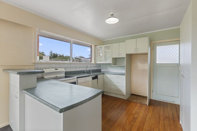 Photo of property in 7 Severn Place, Spotswood, New Plymouth, 4310