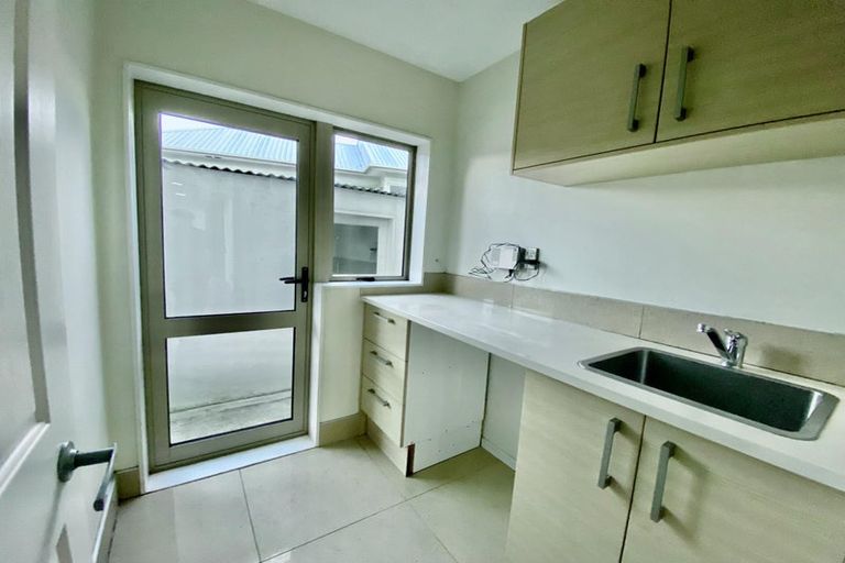 Photo of property in 19a Nile Road, Milford, Auckland, 0620