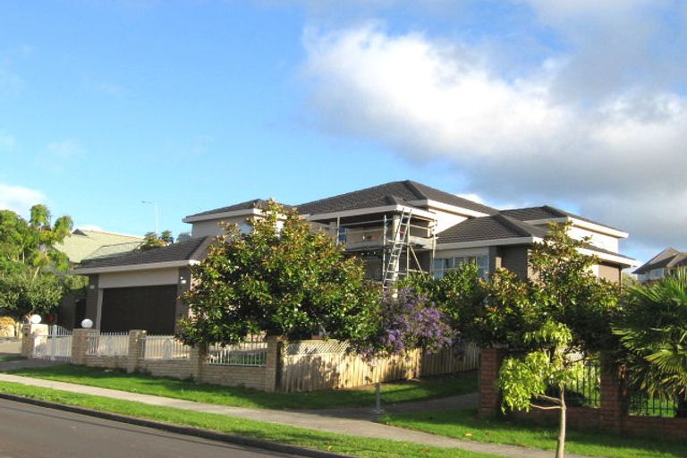 Photo of property in 23 Tumbridge Place, Somerville, Auckland, 2014