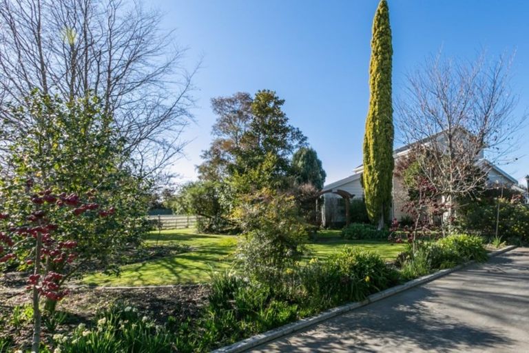 Photo of property in 417 Saint Georges Road, Havelock North, 4130