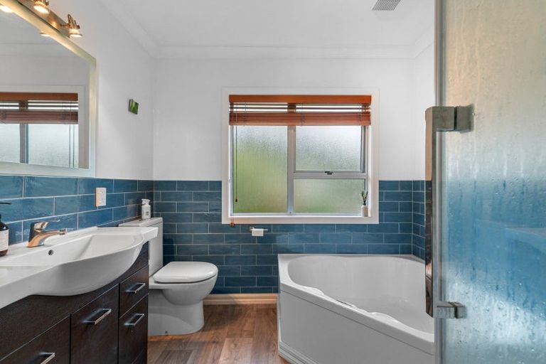 Photo of property in 7 Aoturoa Avenue, Rotoiti Forest, Rotorua, 3074