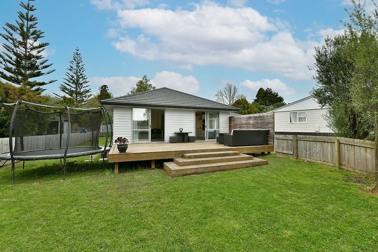 Photo of property in 127a Awaroa Road, Helensville, 0800