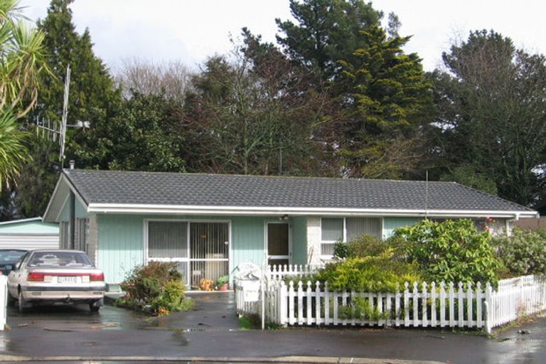 Photo of property in 8 Ansford Place, Bader, Hamilton, 3206