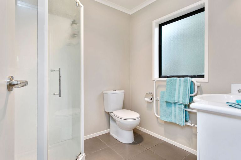 Photo of property in 35 Norfolk Drive, Cambridge, 3434