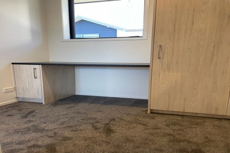 Photo of property in 6/10 Yeovil Road, Te Atatu Peninsula, Auckland, 0610