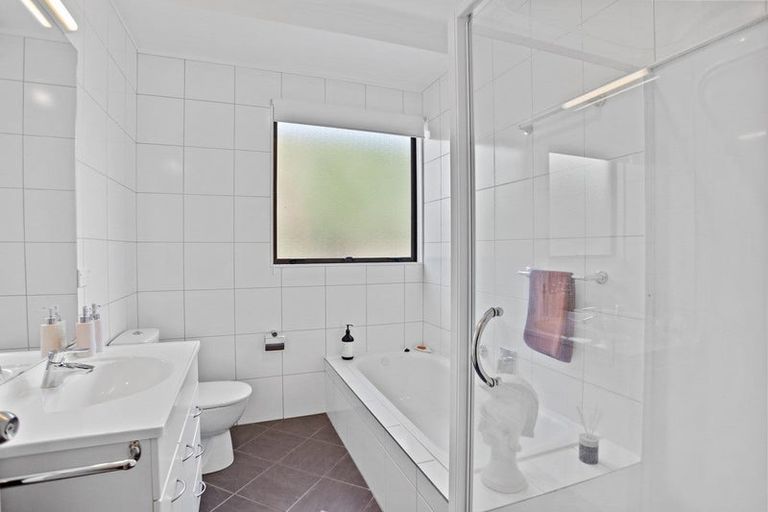 Photo of property in 124 Pepe Road, Tairua, 3508