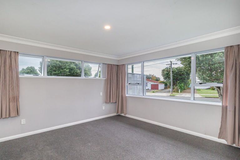 Photo of property in 5 Duke Street, Levin, 5510