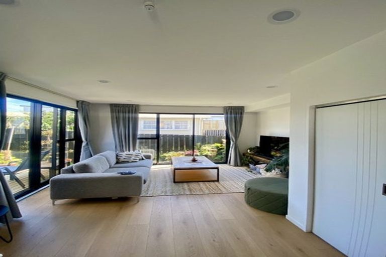 Photo of property in 3/28 Lavelle Road, Henderson, Auckland, 0612