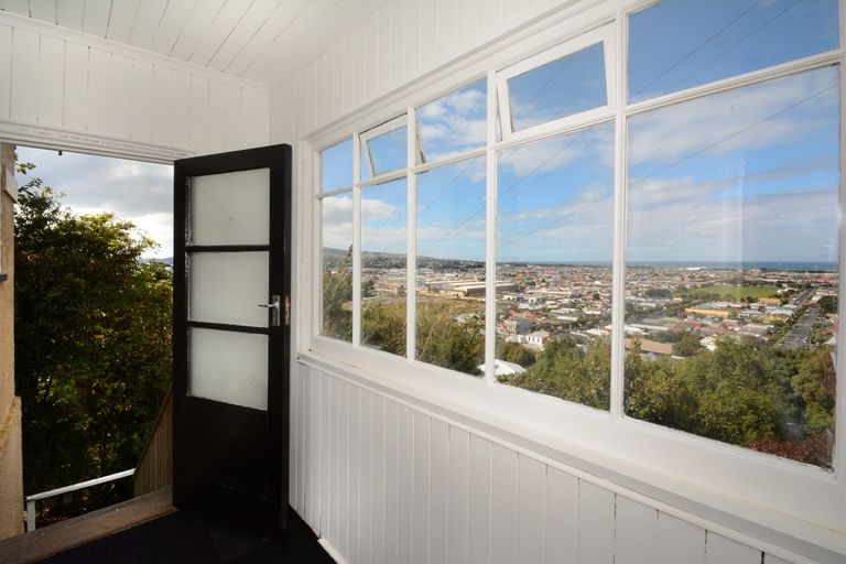 Photo of property in 33 Forfar Street, Clyde Hill, Dunedin, 9011