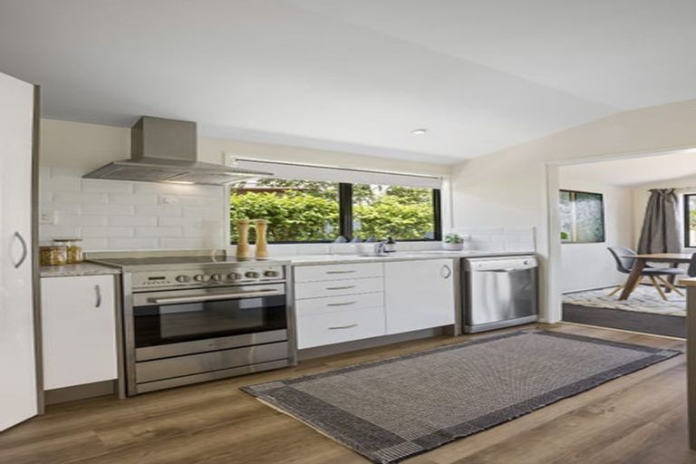 Photo of property in 7/60 Birkdale Road, Birkdale, Auckland, 0626