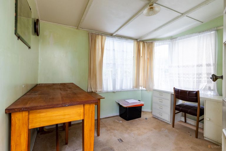 Photo of property in 9 Oxford Street, Waimate, 7924