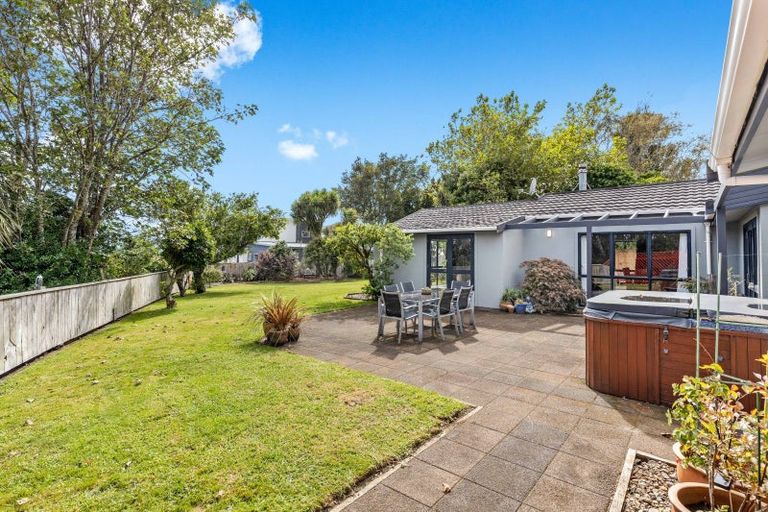 Photo of property in 68 Brois Street, Frankleigh Park, New Plymouth, 4310