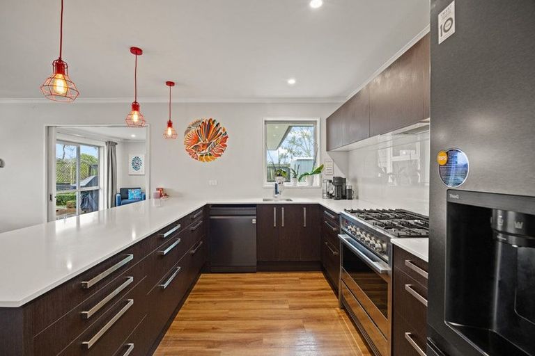 Photo of property in 20 Rue De La Mare, Parklands, Christchurch, 8083