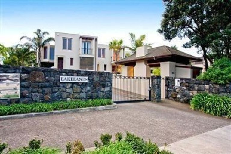 Photo of property in 11/11a Killarney Street, Takapuna, Auckland, 0622