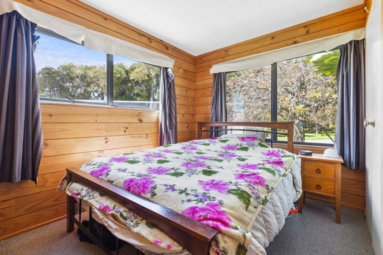 Photo of property in 14 Arthur Road, Paraite, New Plymouth, 4373