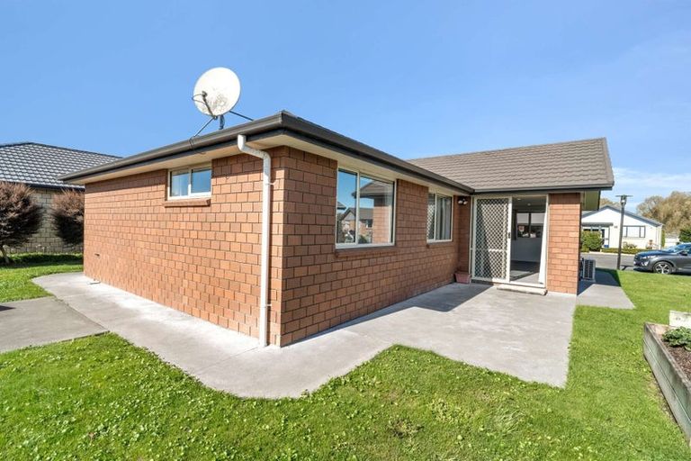 Photo of property in Henry Russell Estate, 8/36 Belgrove Drive, Waipukurau, 4200