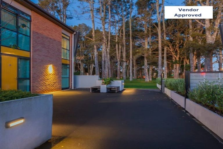 Photo of property in 4/182 Flat Bush School Road, Flat Bush, Auckland, 2019