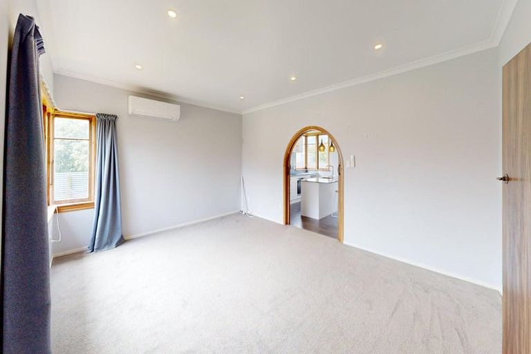 Photo of property in 6-8 Churchill Crescent, Foxton, 4814