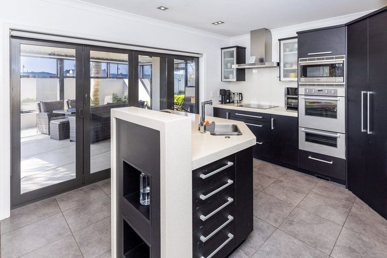 Photo of property in 15 Naomi Place, Cambridge, 3434