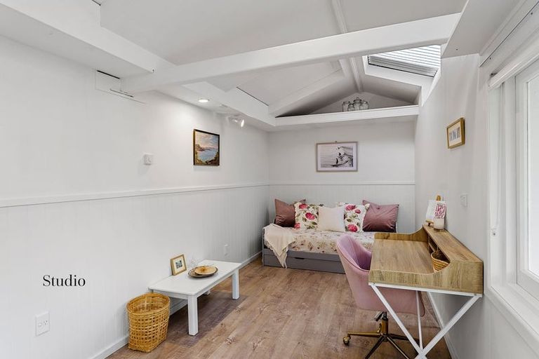 Photo of property in 399b Te Moana Road, Waikanae, 5036