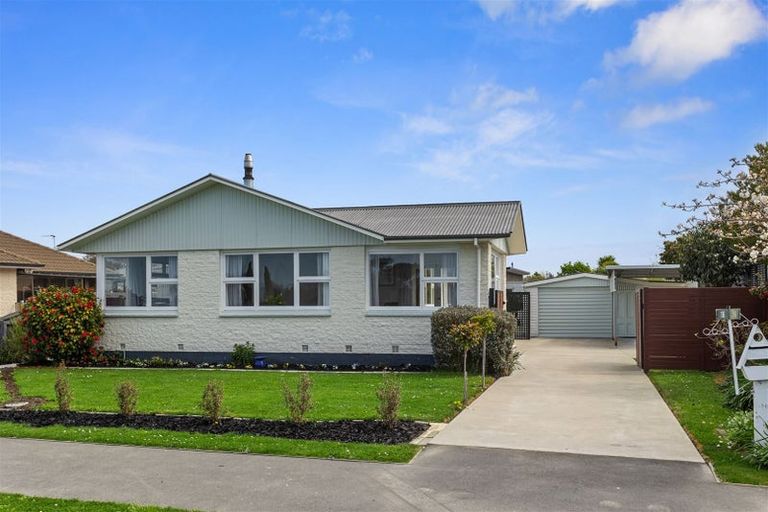 Photo of property in 16 Bracebridge Street, Kaiapoi, 7630