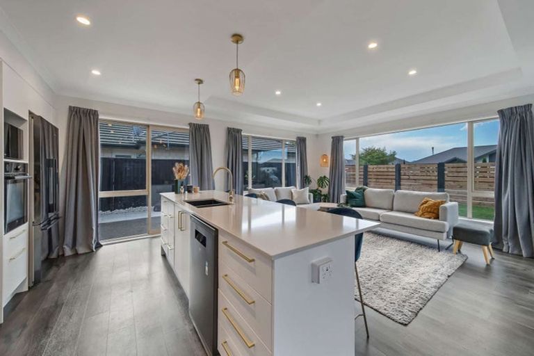 Photo of property in 17 Wyatt Street, Kaiapoi, 7630