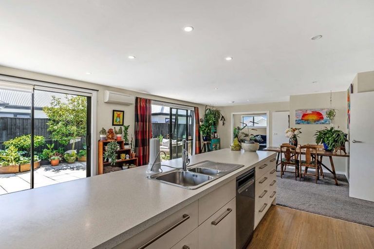 Photo of property in 17 Churchill Drive, Rangiora, 7400