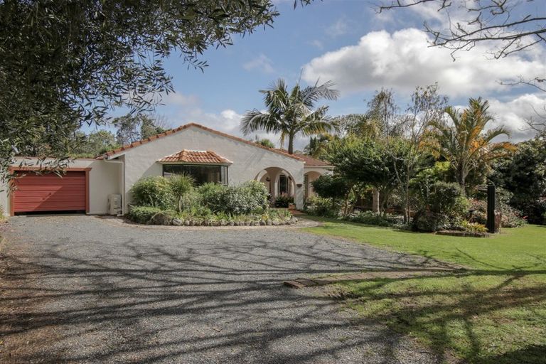 Photo of property in 67 Pa Road, Kerikeri, 0230