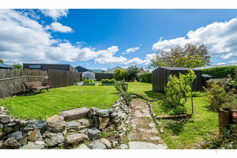 Photo of property in 64 Belt Street, Waimate, 7924