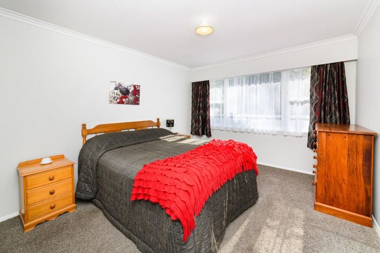 Photo of property in 33 Long Melford Road, Awapuni, Palmerston North, 4412