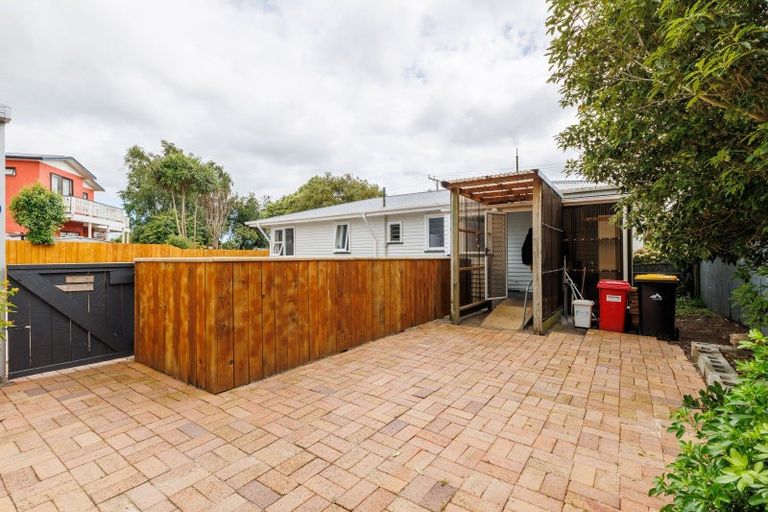 Photo of property in 27 Mangahao Road, Pahiatua, 4910