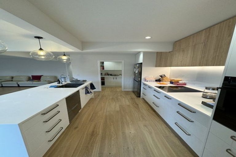 Photo of property in 43 Wai-iti Terrace, Burnside, Christchurch, 8052