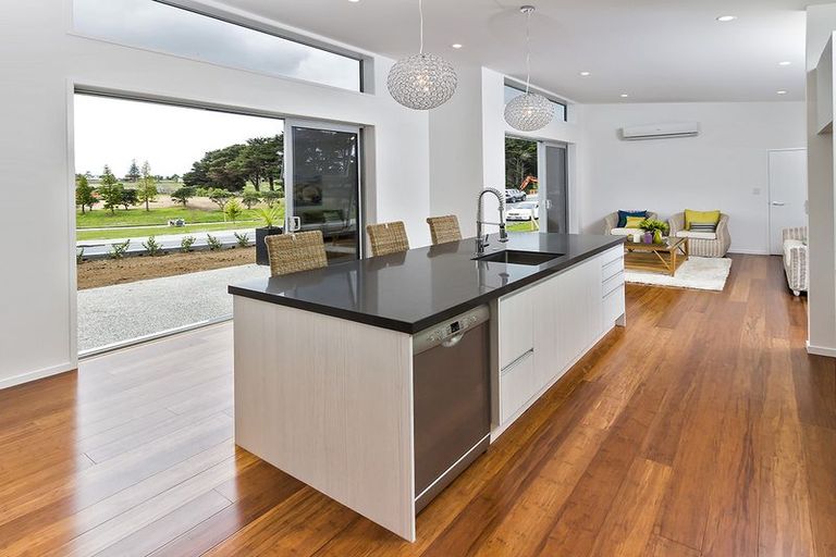 Photo of property in 230 Jack Lachlan Drive, Beachlands, Auckland, 2018