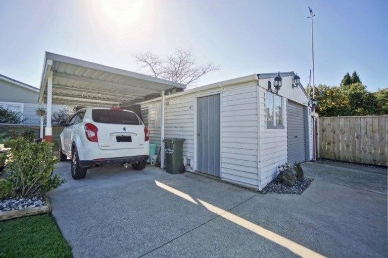 Photo of property in 33 Dunlop Road, Te Puke, 3119