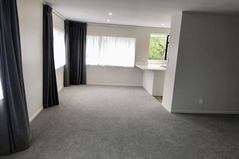 Photo of property in 2/48 Bayswater Avenue, Bayswater, Auckland, 0622