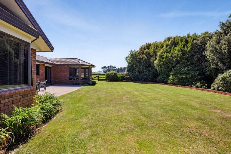 Photo of property in 268 Waihi Road, Hawera, 4673