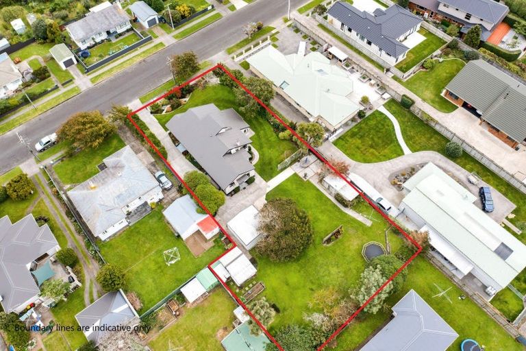 Photo of property in 6 Egmont Street, Hawera, 4610