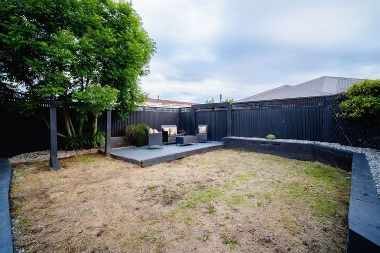 Photo of property in 27 Burns Street, South Dunedin, Dunedin, 9012