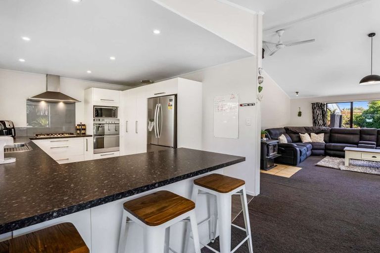 Photo of property in 9 Ludlow Place, Parklands, Christchurch, 8083