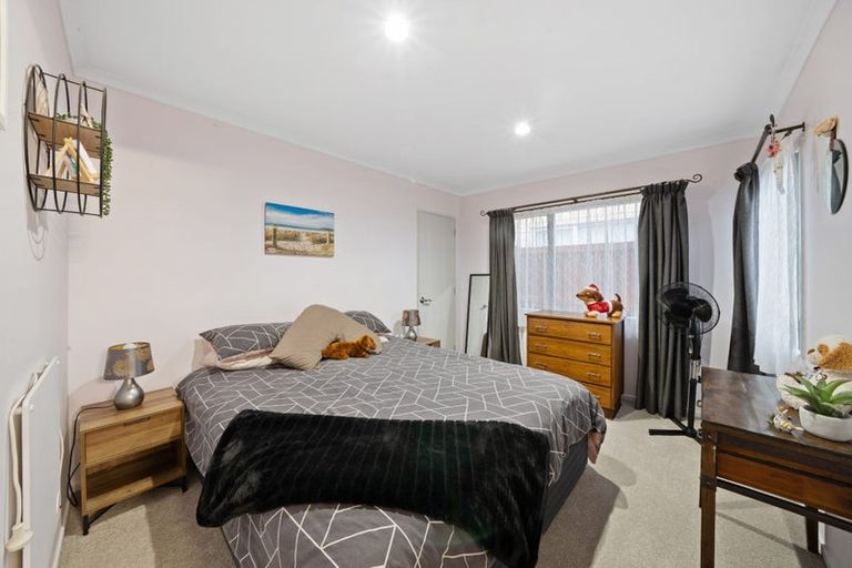 Photo of property in 3 Bezar Place, Flat Bush, Auckland, 2016